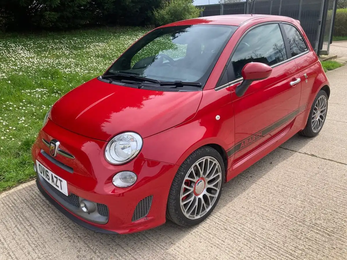 2016-abarth-500-14-tjet-595-turismo-160bhp-big-2