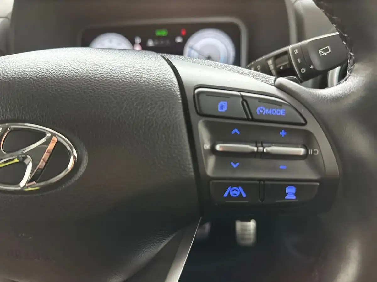 2021-hyundai-kona-e-ultimate-big-26