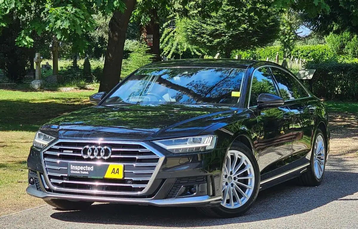 2019-audi-a8-30-55-tfsi-l-s-line-big-7