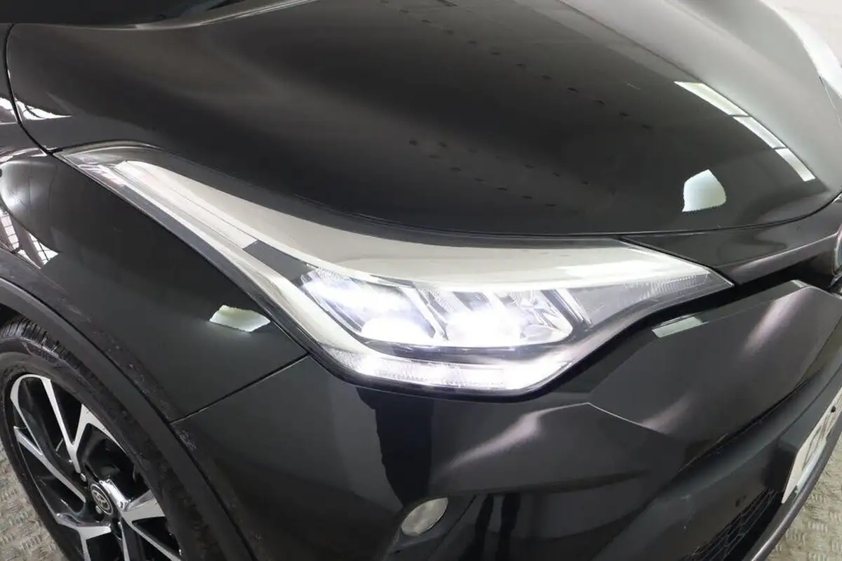 2021-toyota-c-hr-18-vvt-i-design-big-43