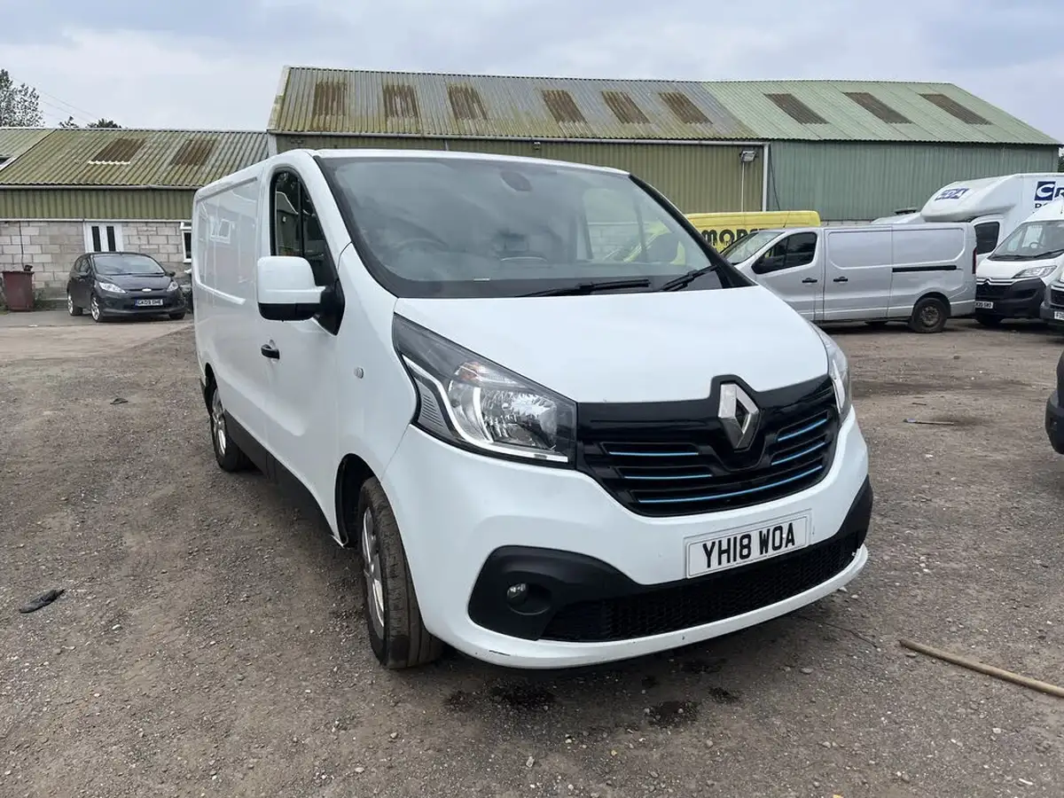 2018-renault-trafic-16dci-sl27-125-sport-nav-energy-125-e6-panel-van-big-0