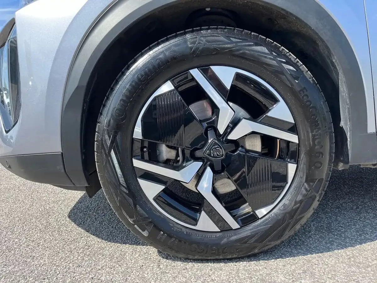 2024-peugeot-2008-suv-e-allure-136ps-50kwh-big-6