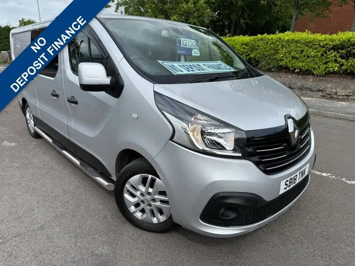 2018-renault-trafic-16dci-ll29-145-sport-nav-energy-145-e6-crew-van-big-0