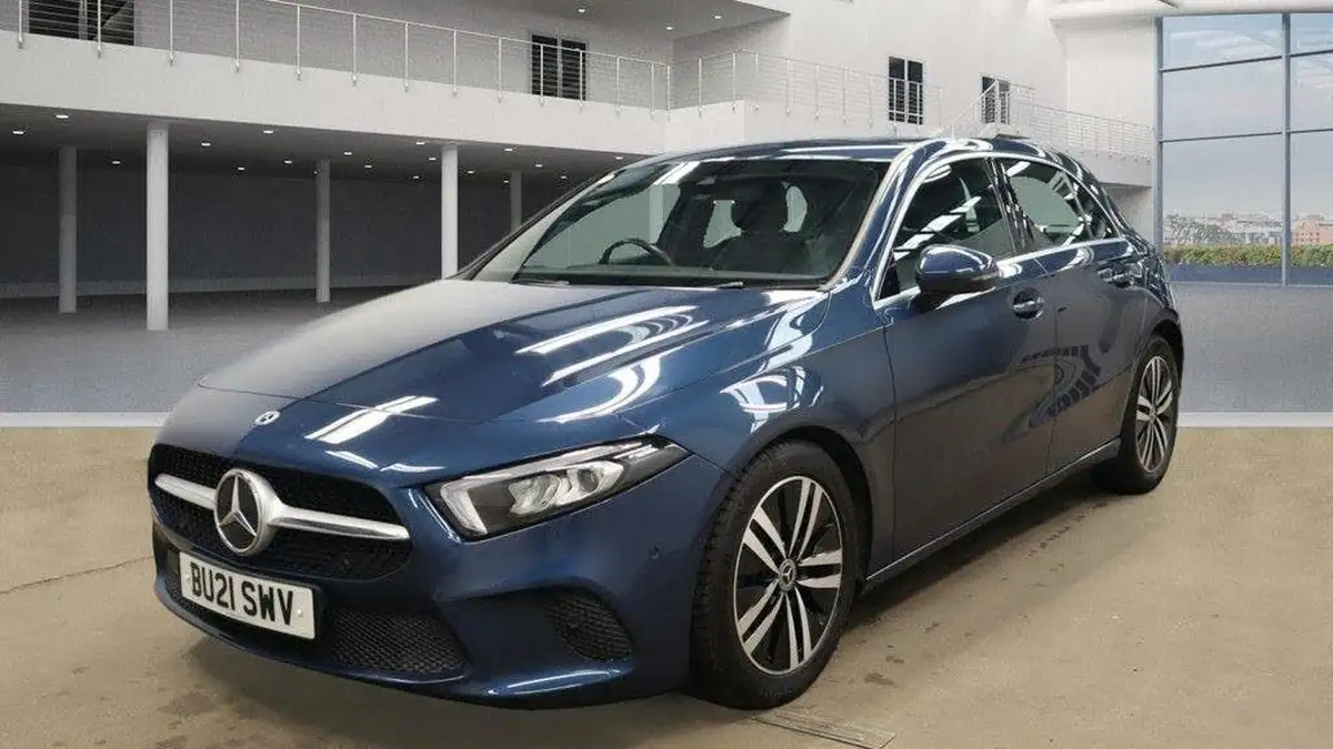 2021-mercedes-benz-a-class-big-5