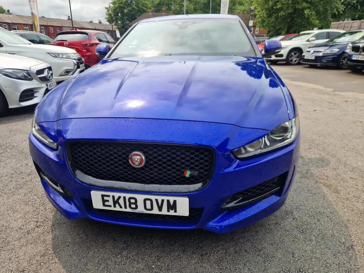 2018-jaguar-xe-20i-r-sport-300ps-awd-1999cc-big-3
