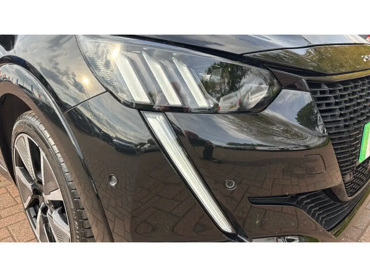 2021-peugeot-208-e-gt-premium-big-28