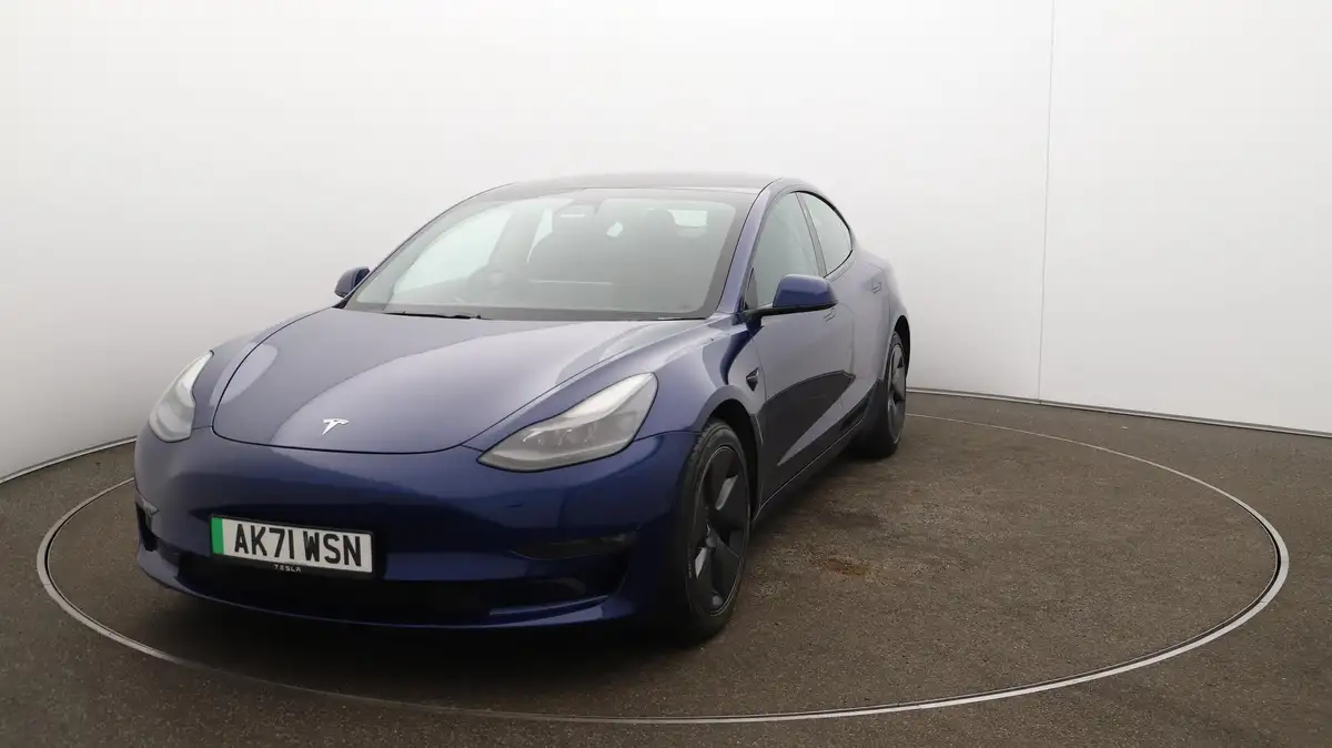 2021-tesla-model-3-e-long-range-awd-big-39
