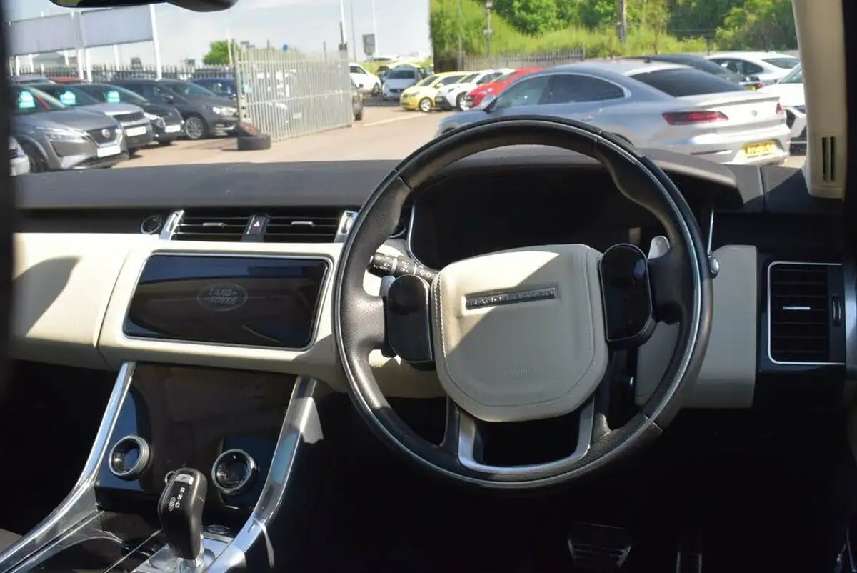 2022-land-rover-range-rover-sport-30-d300-hse-silver-big-20