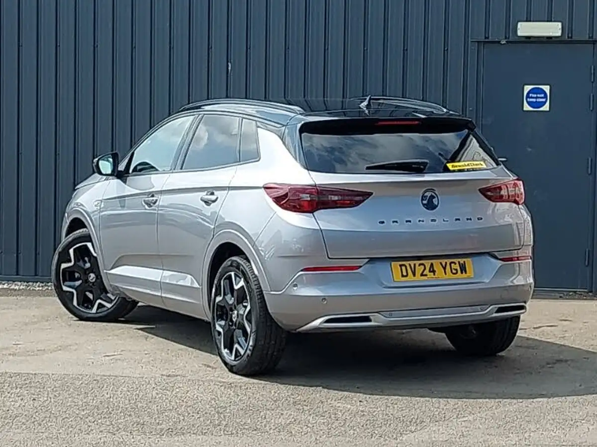 2024-vauxhall-grandland-12-ultimate-130ps-big-1