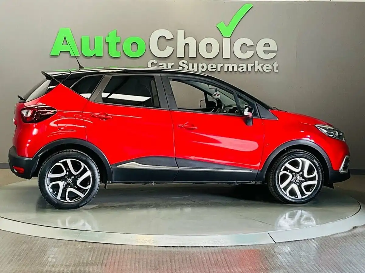 2019-renault-captur-09-tce-iconic-big-18