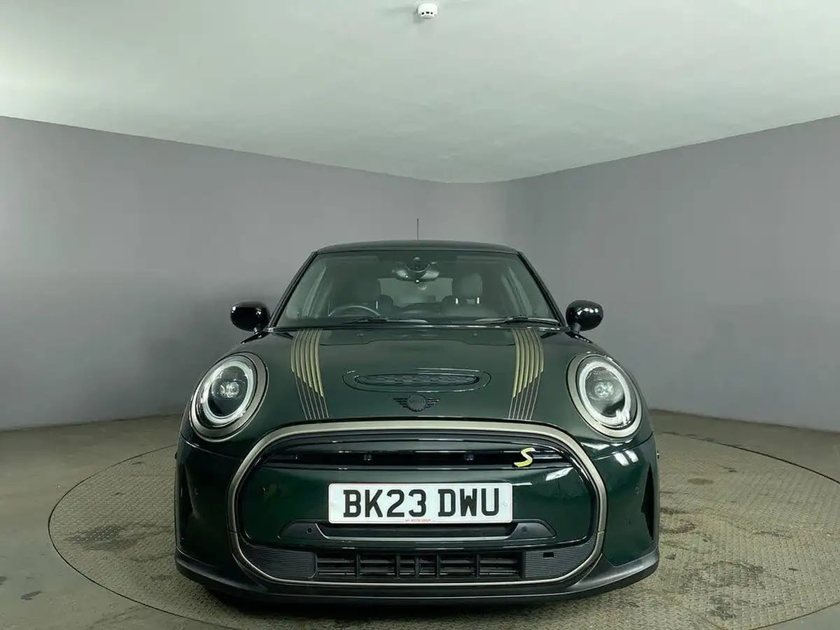 2023-mini-cooper-e-cooper-s-resolute-edition-big-10