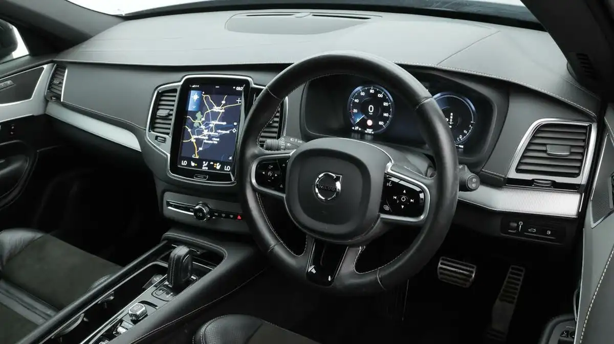 2021-volvo-xc90-20-t8-r-design-390bhp-big-9