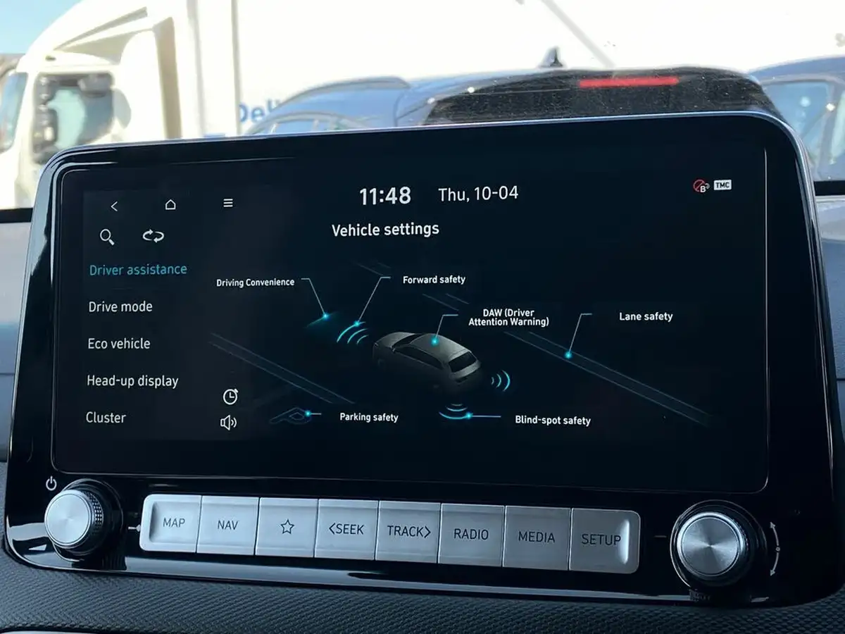 2023-hyundai-kona-e-ultimate-204ps-64kwh-105kw-obc-big-31