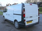 2022-renault-trafic-20dci-sl28-130-business-small-2