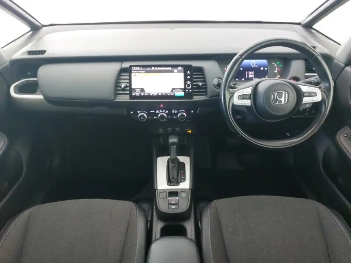 2021-honda-jazz-15-i-mmd-ex-107ps-big-2