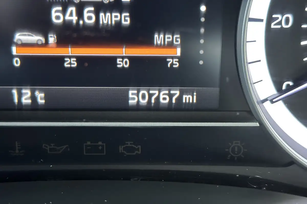 2017-kia-niro-16-gdi-2-157kwh-lithium-ion-big-13