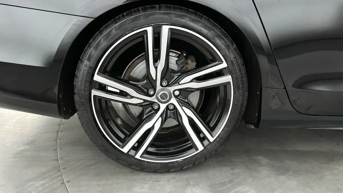 2018-volvo-v90-20-t4-r-design-pro-big-18