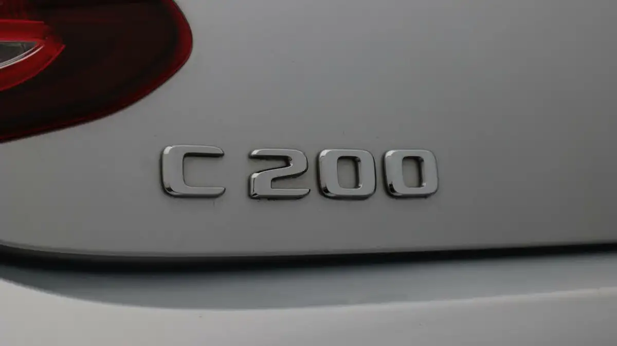 2019-mercedes-benz-c-class-15-c200-amg-line-premiumss-coupe-2d-big-22