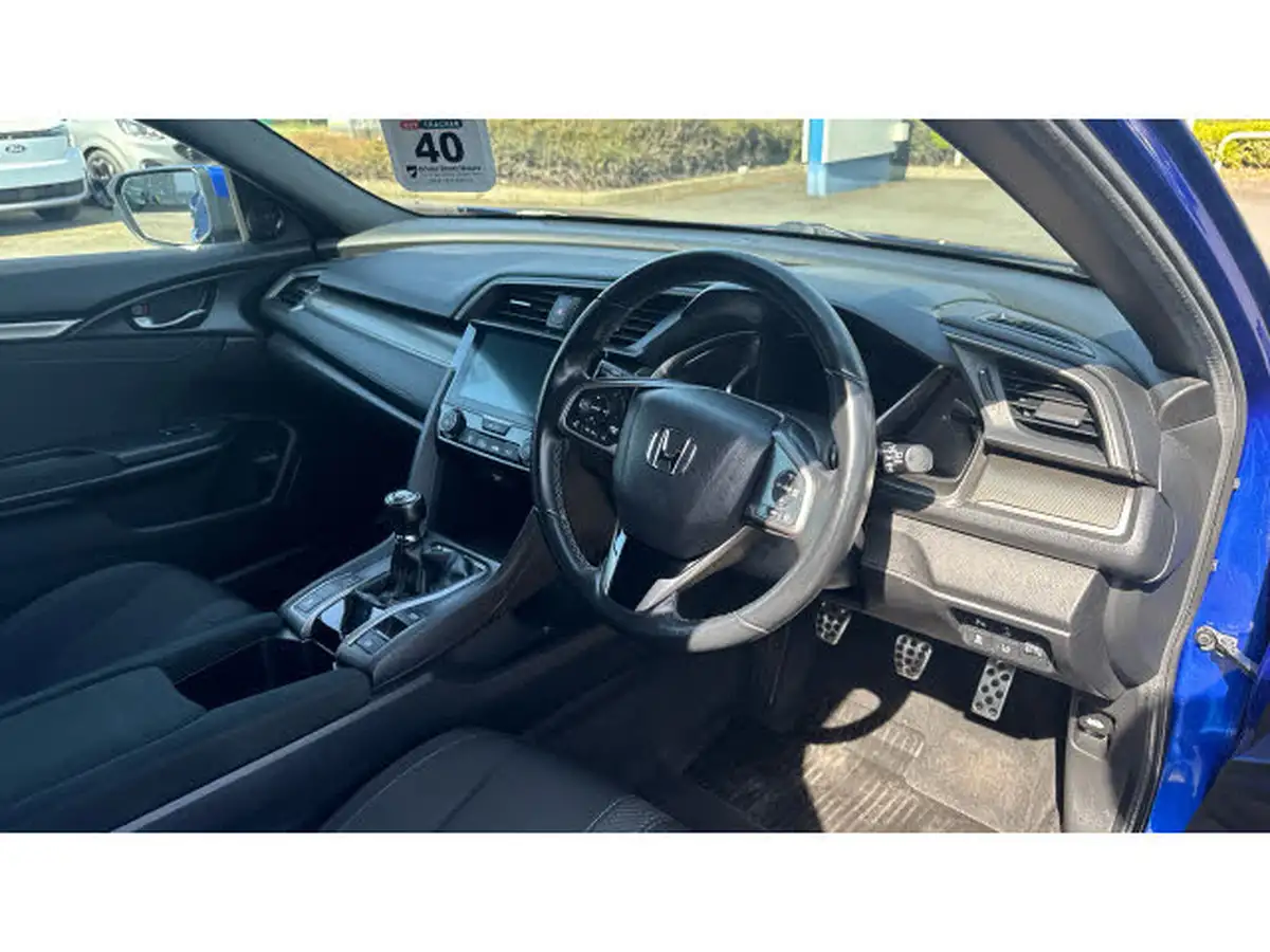 2018-honda-civic-10-vtec-turbo-sr-129ps-hatchback-5d-big-13