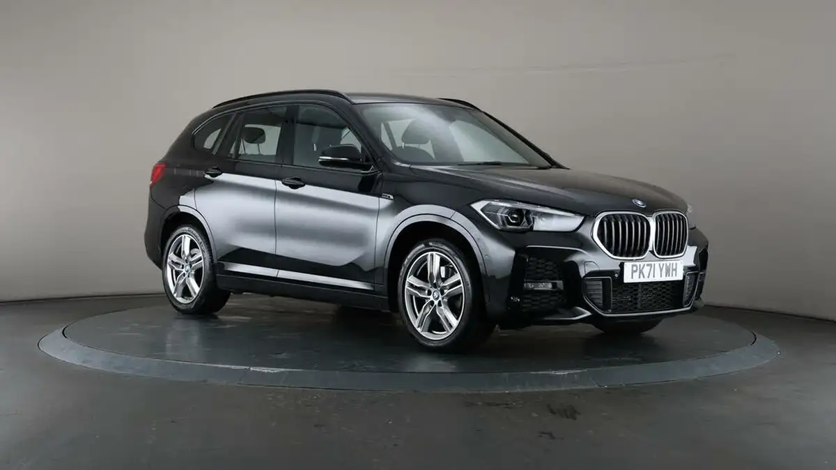 2022-bmw-x1-15-xdrive-25e-phev-m-sport-big-1