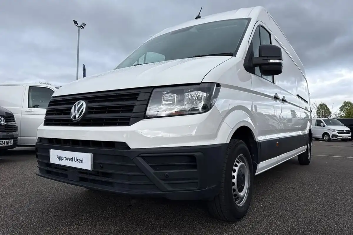 2024-volkswagen-crafter-big-25