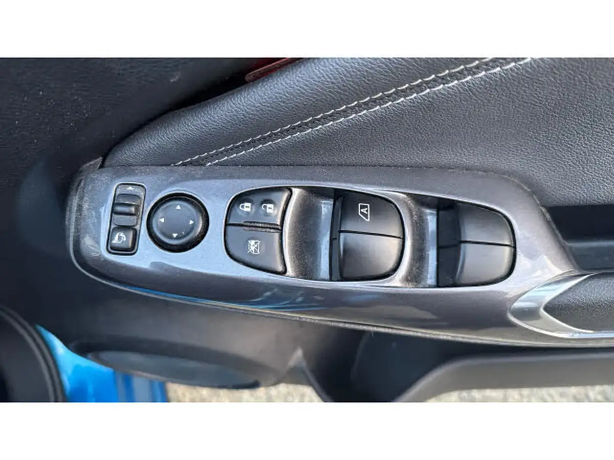 2022-nissan-juke-10-dig-t-tekna-dct-big-28