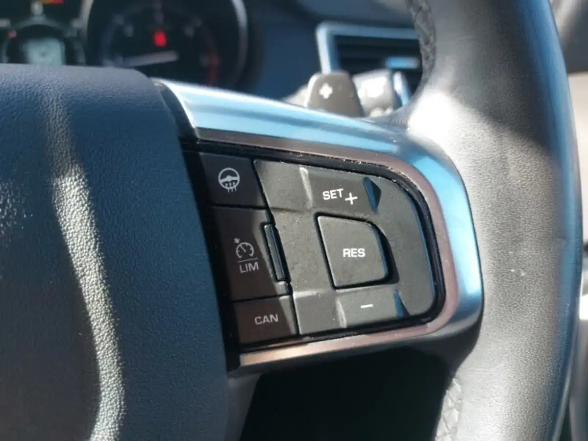 2018-land-rover-discovery-sport-20td4-landmark-big-13