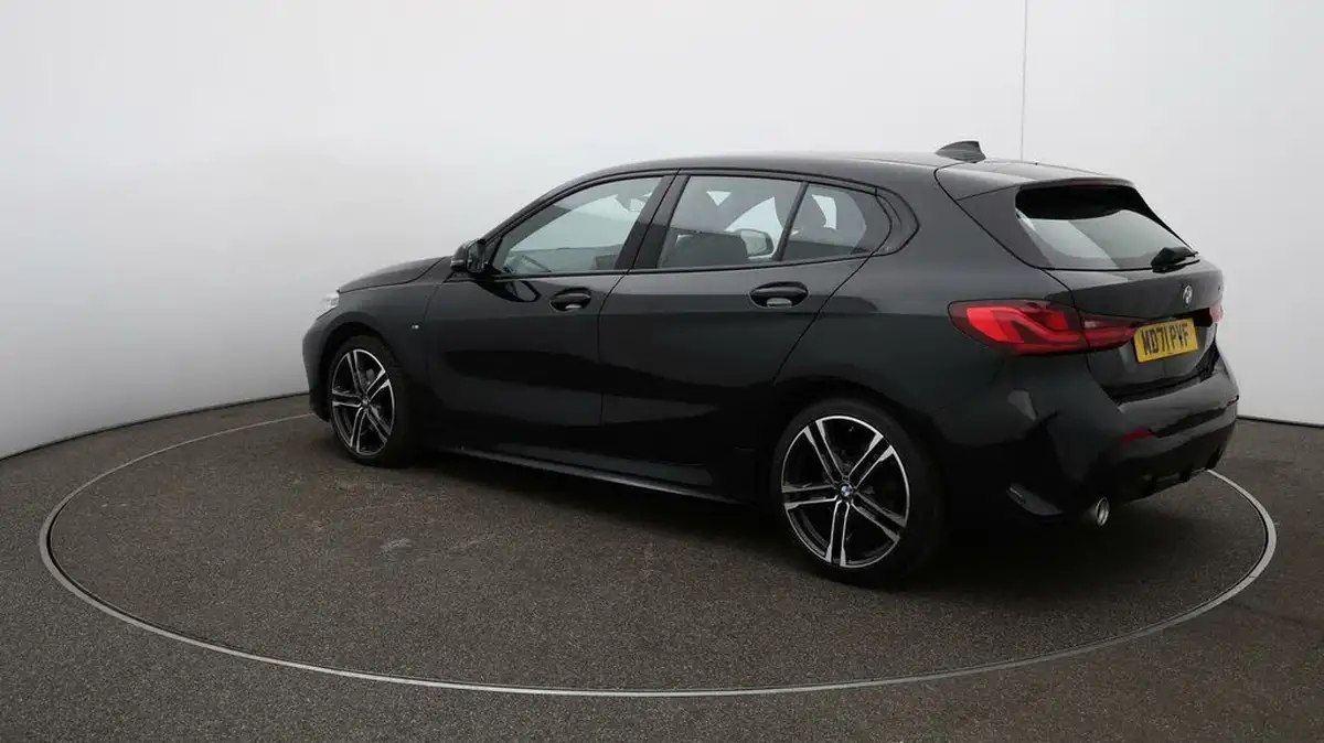 2022-bmw-1-series-15-118i-m-sport-lcp-dct-big-54