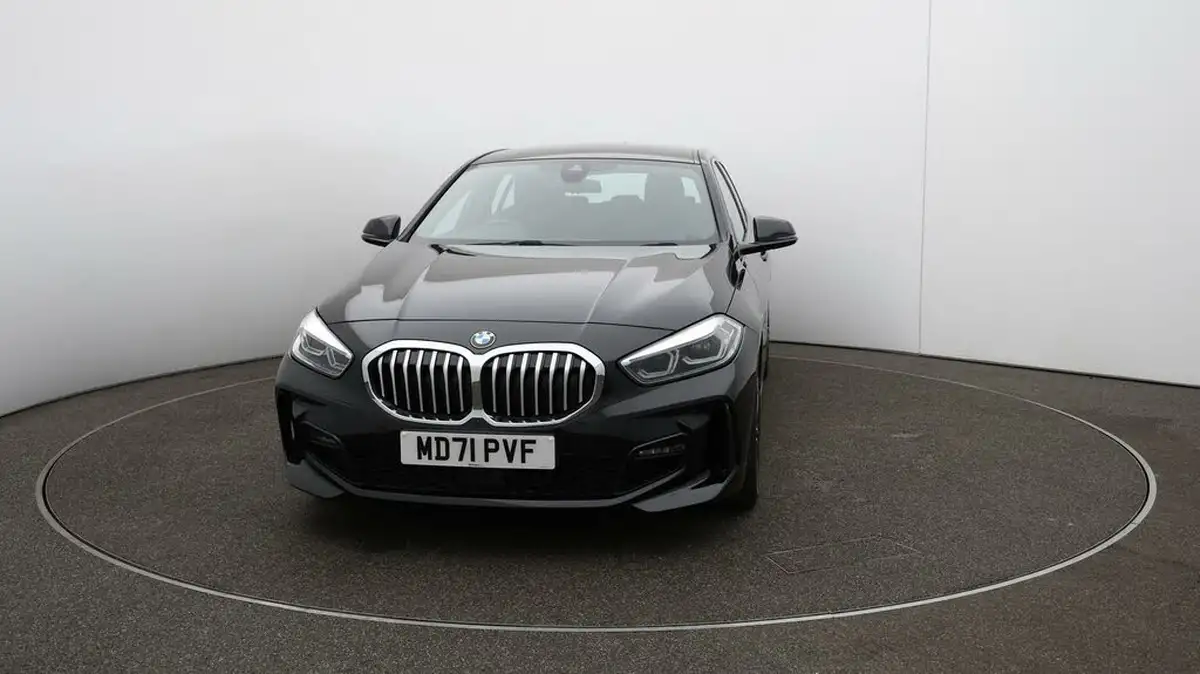 2022-bmw-1-series-15-118i-m-sport-lcp-dct-big-30