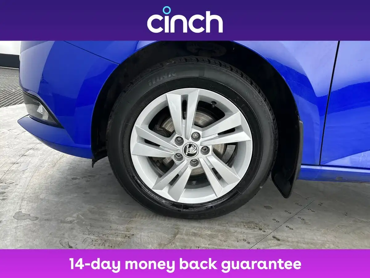 2019-skoda-fabia-10-tsi-se-95ps-ss-hatchback-big-16
