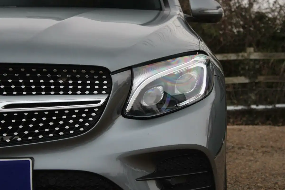 2018-mercedes-benz-glc-class-20-glc250-amg-line-premium-plusss-coupe-4d-big-34