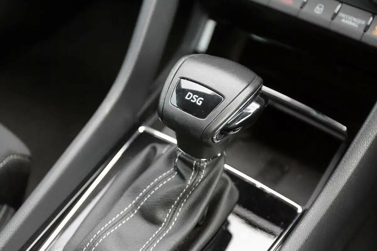 2022-skoda-karoq-15-tsi-sportline-dsg-big-12