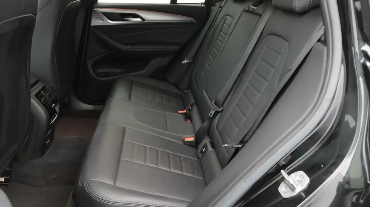 2021-bmw-x3-20td-xdrive20d-m-sport-big-16