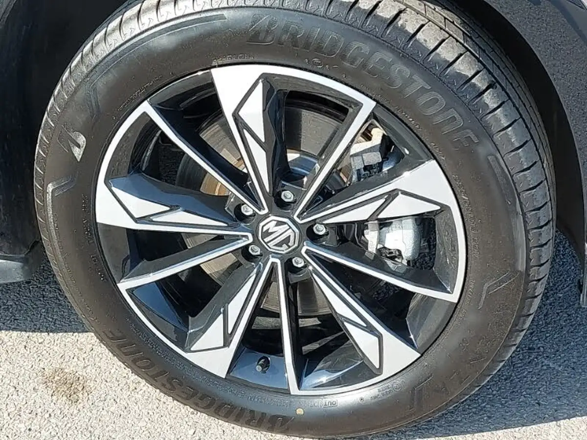 2024-mg-hs-15t-gdi-trophy-273ps-plug-in-hybrid-1496cc-auto-big-8