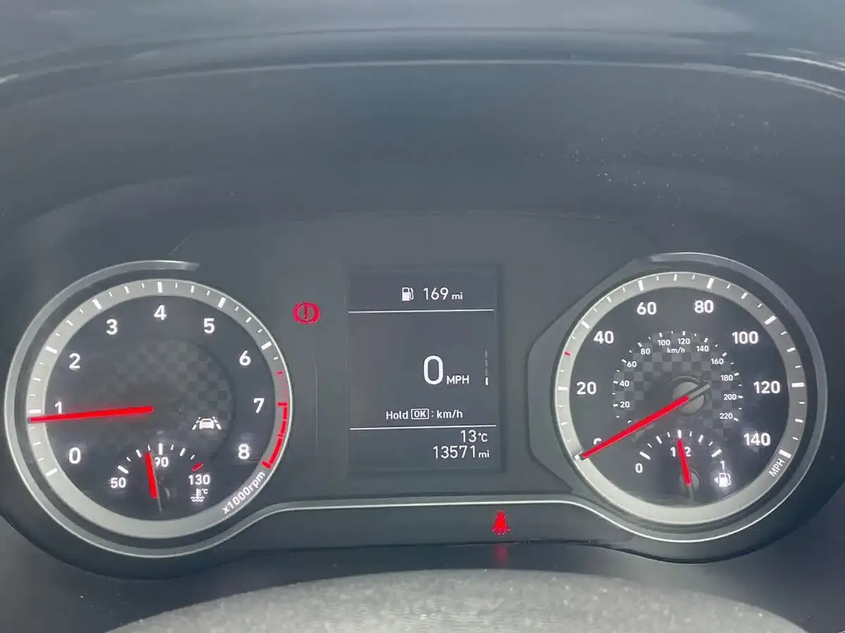 2023-hyundai-i10-10-t-gdi-n-line-big-12