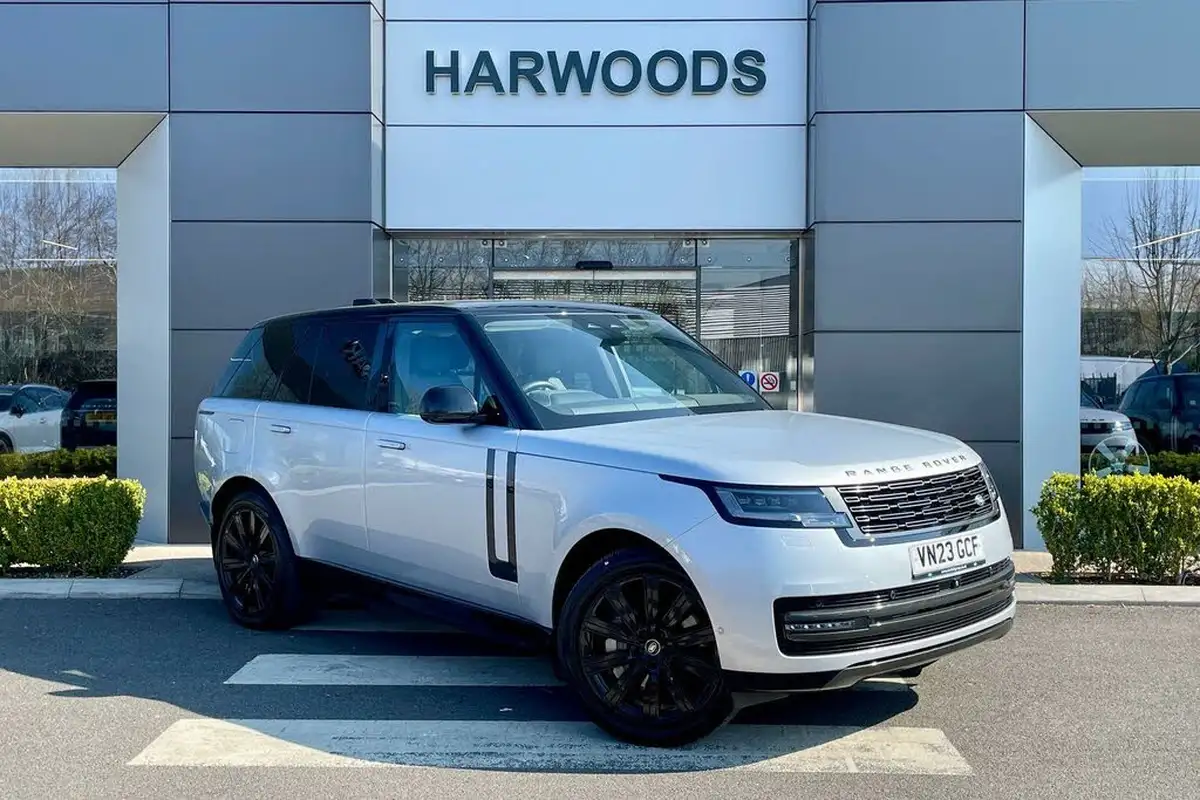 2023-land-rover-range-rover-30-p440e-se-big-0