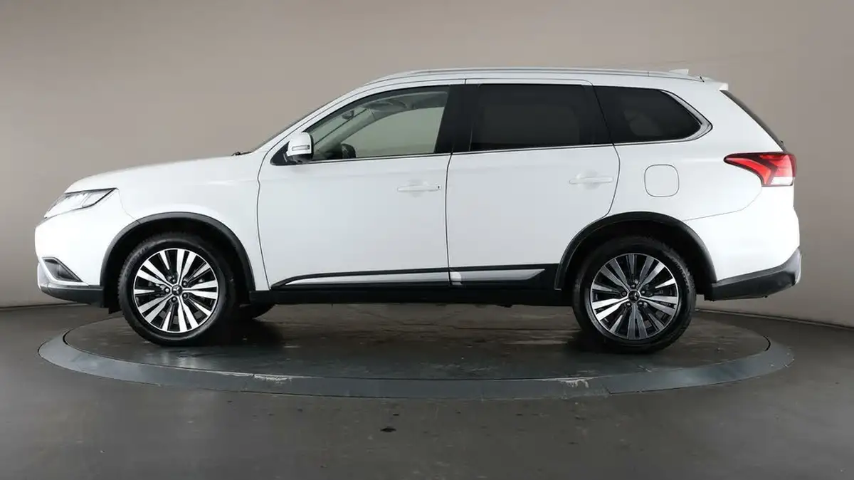 2019-mitsubishi-outlander-20-exceed-big-4