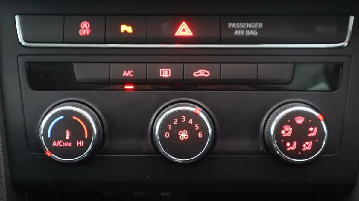 2020-seat-leon-10-tsi-evo-se-dynamic-big-11