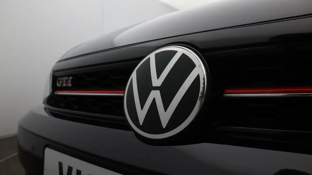 2021-volkswagen-polo-20-tsi-gti-big-20