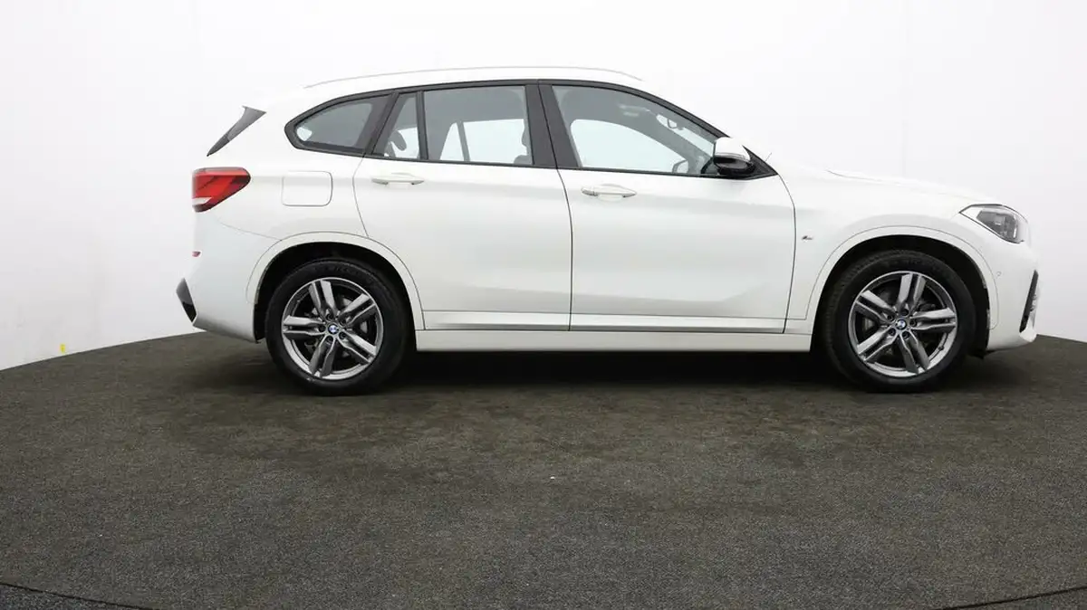 2020-bmw-x1-15-xdrive-25e-phev-m-sport-big-7