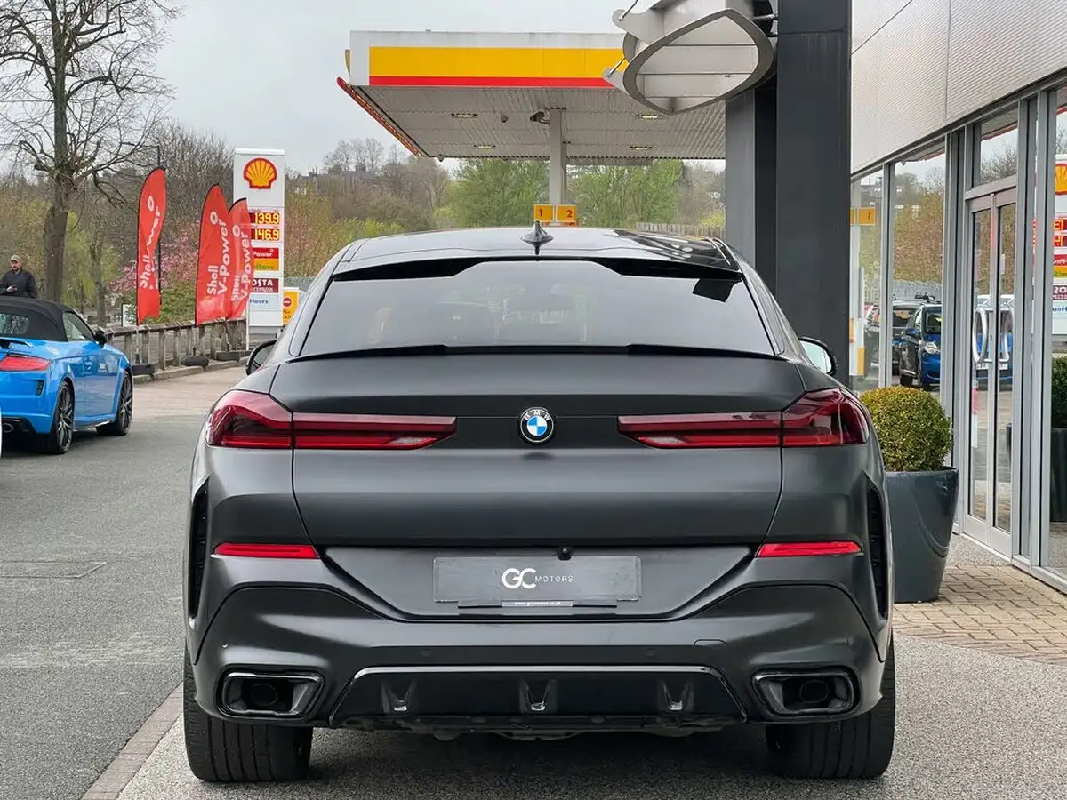 2021-bmw-x6-30td-xdrive30d-m-sport-big-2