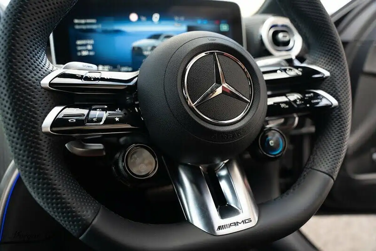2024-mercedes-benz-c-class-20-c43-amg-premium-408ps-saloon-4d-big-32