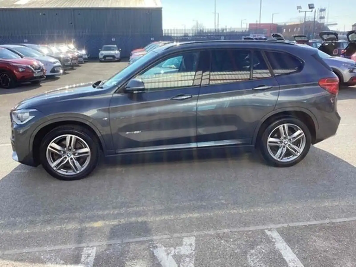 2017-bmw-x1-20-xdrive20i-m-sport-big-14