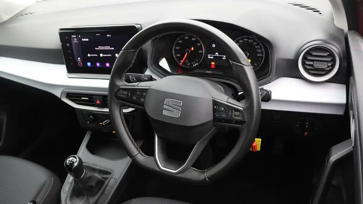 2021-seat-ibiza-10-tsi-se-technology-big-8