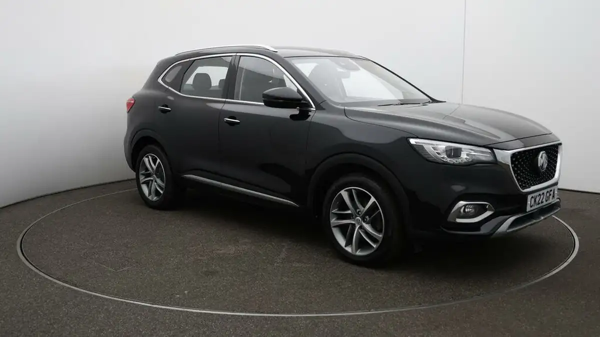 2022-mg-hs-15t-gdi-excite-162ps-big-1