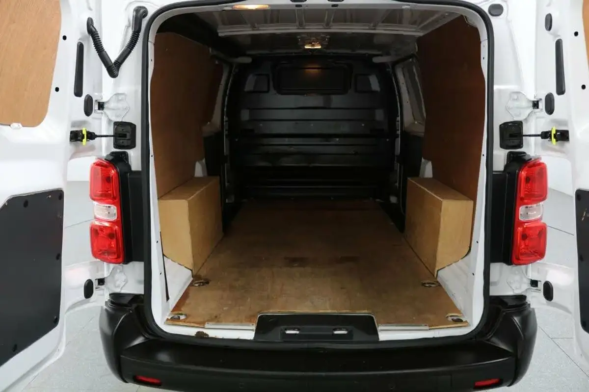 2023-vauxhall-vivaro-15td-2900-l2h1-prime-big-13