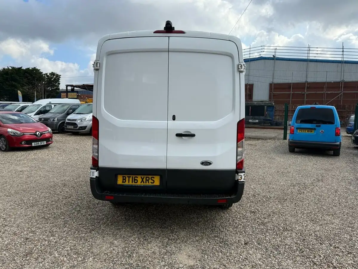 2016-ford-transit-22tdci-350-l2h2-155ps-rwd-panel-van-big-5