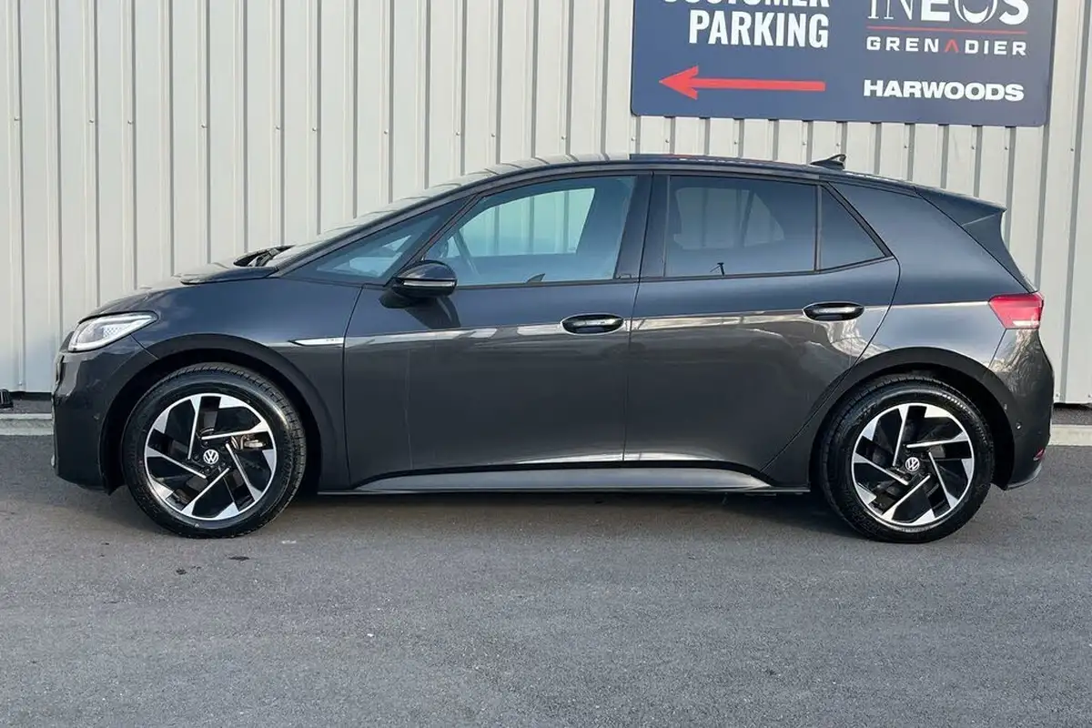 2022-volkswagen-id3-e-family-204ps-performance-big-9