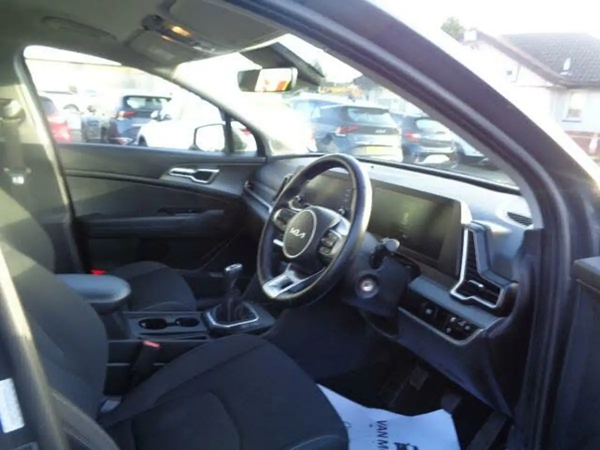 2023-kia-sportage-16-t-gdi-2-148bhp-big-16