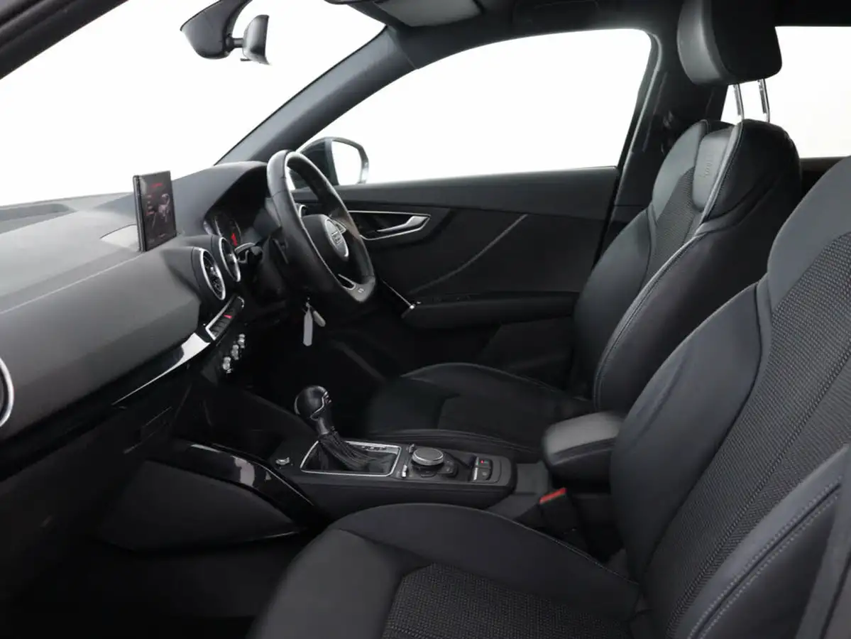 2020-audi-q2-16-30-tdi-black-edition-s-tronic-big-34